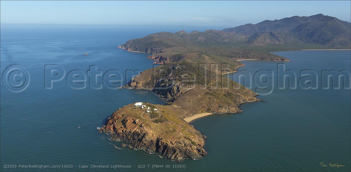 Peter Bellingham Photography Cape Cleveland Lighthouse - QLD T (PBH4 00 15183)